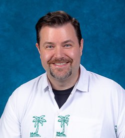 Schauer-Isaiah.jpg 朔伊尔,以赛亚