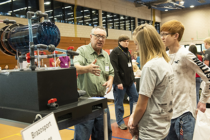 Career Fair 4 职业博览会4.
