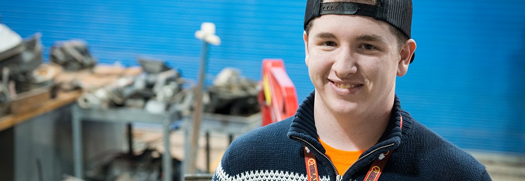 Automotive_Header.jpg 汽车的学生