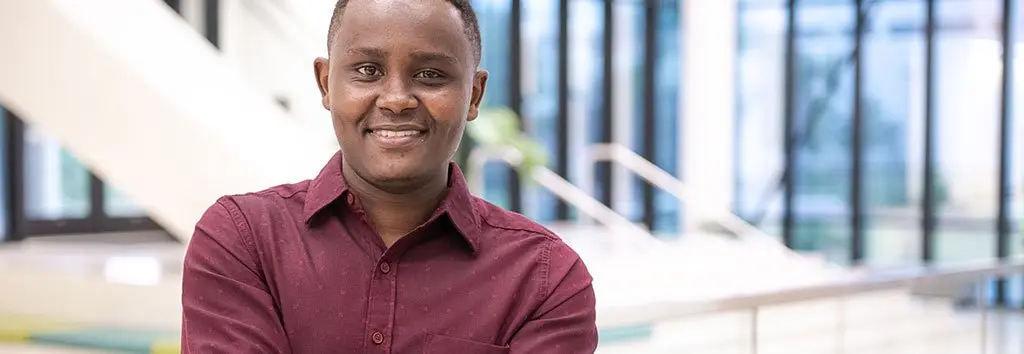 Student in the ME Global Student Pavilion ME全球学生馆的学生