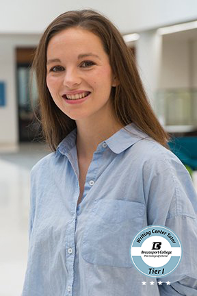 奥利维亚·摩尔