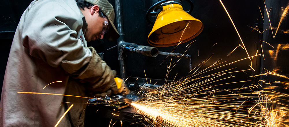 焊接学生认证日
