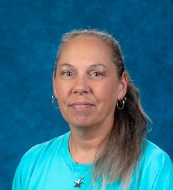 老年人，安吉拉