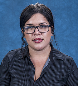 格洛丽亚埃尔南德斯