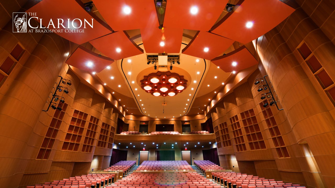 在Brazosport学院号角