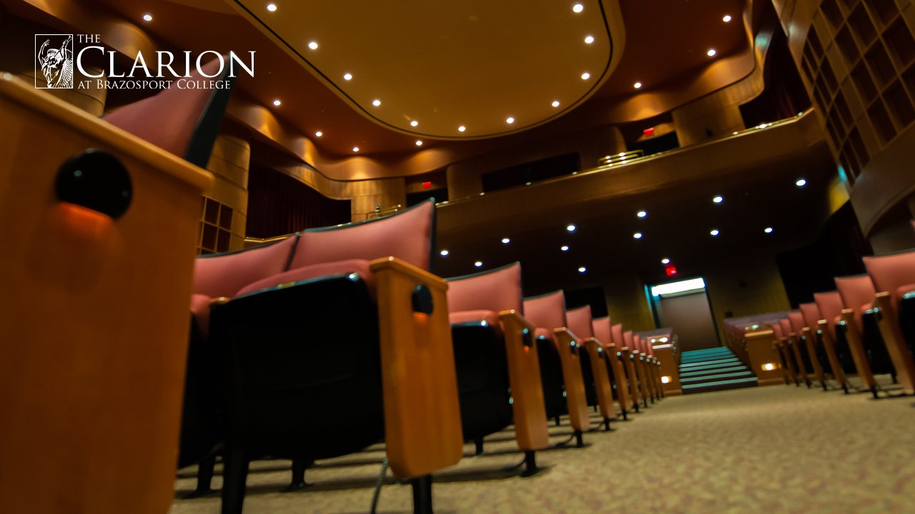 在Brazosport学院号角